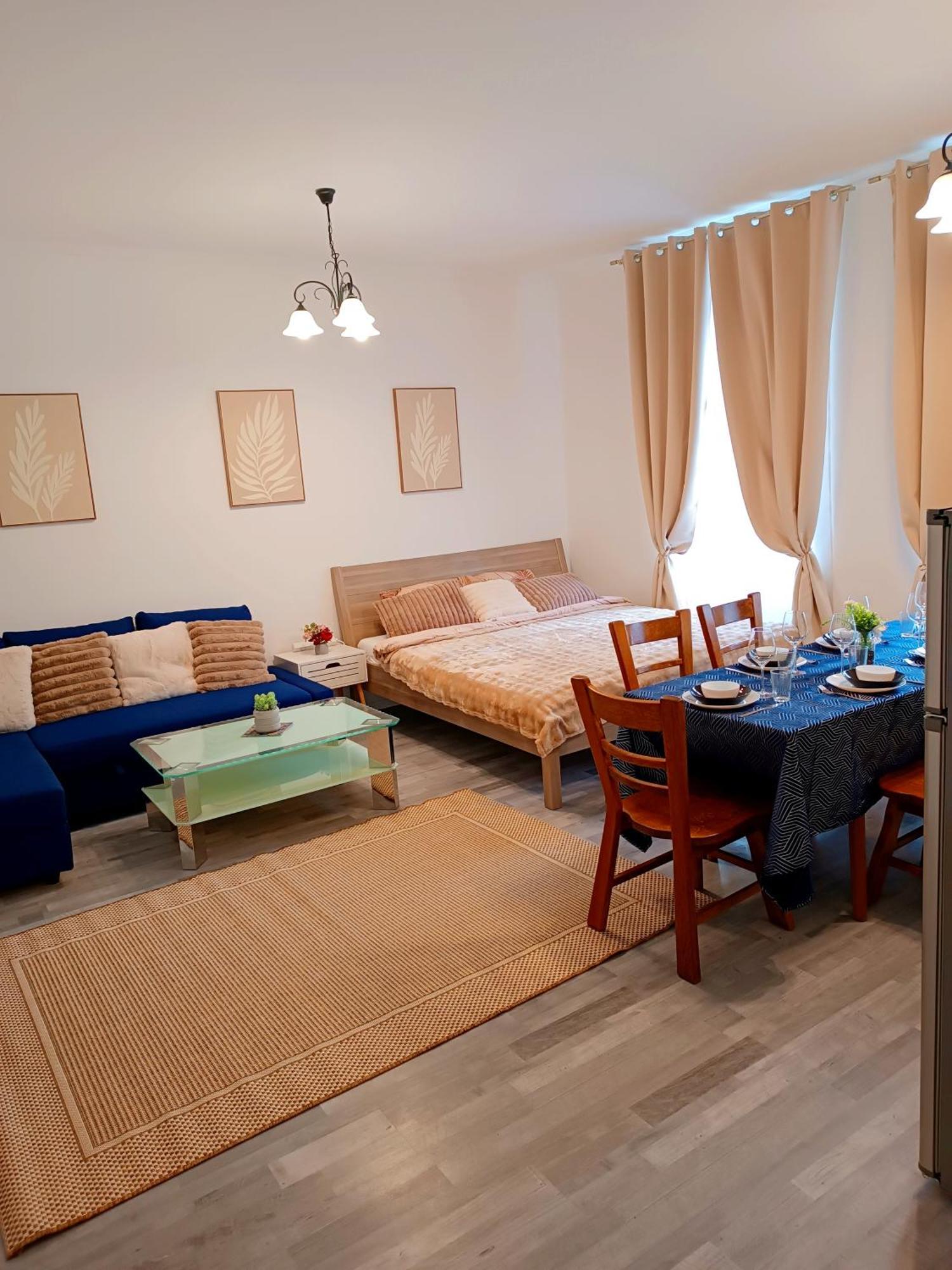 Family Apartments 2 Room'S Muerzzuschlag Экстерьер фото